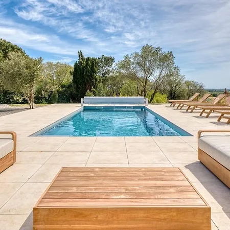 Belvedere Panoramic View Pool Jacuzzi Sauna Boules Sleeps 15