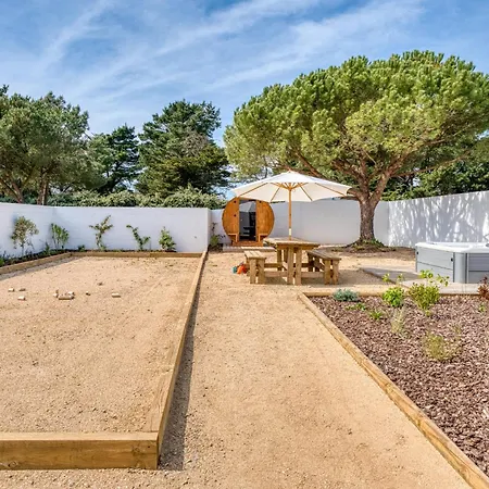 Belvedere Panoramic View Pool Jacuzzi Sauna Boules Sleeps 15
