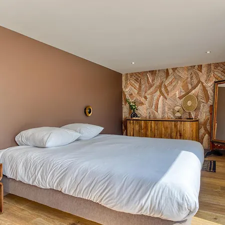 Belvedere Panoramic View Pool Jacuzzi Sauna Boules Sleeps 15 Villa Brem-Sur-Mer